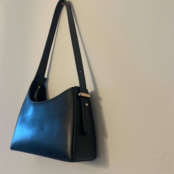 8 Other Reasons Black Shoulder Bag - Picture 3 of 9